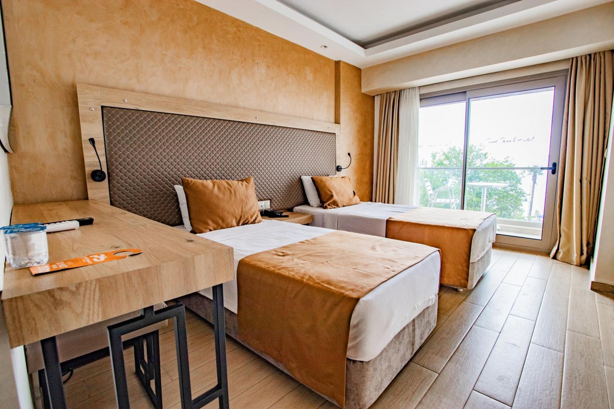 Point Beach Hotel Marmaris Exteriör bild